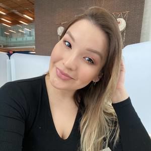 Meet your Posher, Brittany